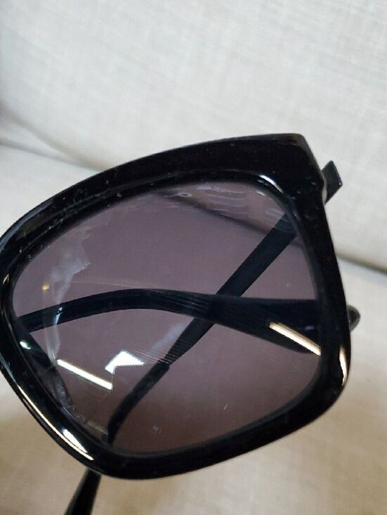 Bella DIFF Black Square Sunglasses with Dark Polarized Lenses main image 4